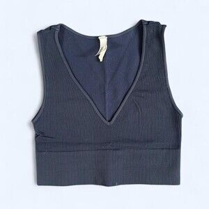 South Moon Under V Neck Cropped F 831